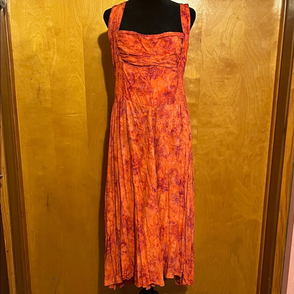 The Pyramid Collection Large Vibrant Orange Midi Dress